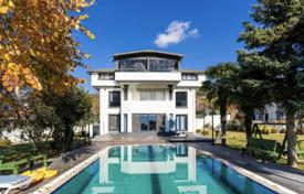9-bedroom villa 2,833 m² in Çatalca for 88,845,000 TRY