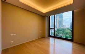 2 bed Condo in Baan Sindhorn Lumphini Sub District for $682,000