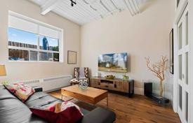 Apartment – Carlaw Avenue, Toronto, Ontario,  Canada for C$1,075,000
