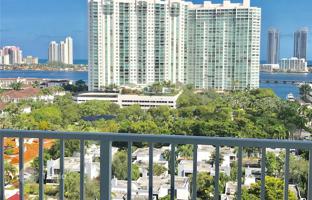 2-bedroom apartments in condo 113 m² in Aventura for $320,000