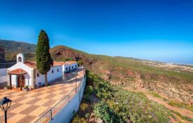Four-storey house with a garage and sea views in San Miguel, Tenerife, Spain for 250,000 €