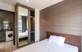 2 bed Condo in Rhythm Asoke Makkasan Sub District for $223,000