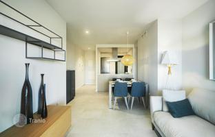 2-bedroom apartment 63 m² in Mil Palmeras for 359,000 €