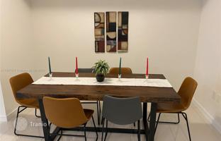 2-bedroom apartments in condo 105 m² in Doral for $426,000