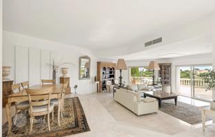 6-bedroom villa in Cagnes-sur-Mer for 1,995,000 €
