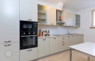 5-bedroom villa 500 m² in Marciano della Chiana for 790,000 €