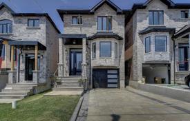 Townhome – East York, Toronto, Ontario,  Canada for C$1,734,000