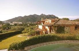 Magnificent villa just 150 m from the sea, Porto Cervo, Sardinia, Italy for 5,000,000 €