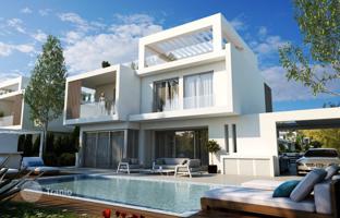 New complex of villas with swimming pools at 300 meters from the beach, Larnaca, Cyprus for From 875,000 €