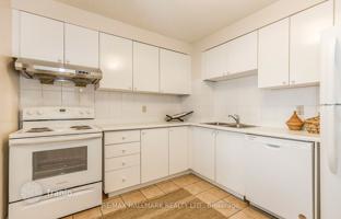 6-bedroom apartment in Old Toronto for C$779,000