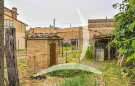 Montalcino (Siena) — Tuscany — Apartment for sale for 490,000 €
