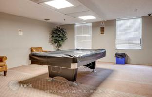 6-bedroom apartment in Emmett Avenue for C$767,000
