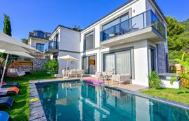3-bedroom villa 290 m² in Fethiye for 44,867,000 TRY