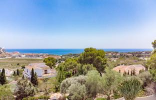 Land plot 1,056 m² in Moraira for 650,000 €