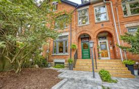Terraced house – Old Toronto, Toronto, Ontario,  Canada for C$1,262,000