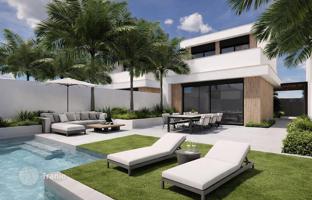 3-bedroom villa 115 m² in Los Alcazares for 439,000 €