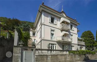 Historic villa on Lake Como with a garden and picturesque views, Carate Urio, Italy for 2,400,000 €