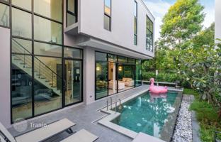 3-bedroom villa 350 m² in Si Sunthon for $456,000