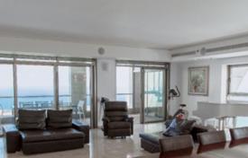 Modern penthouse with a terrace and city views in a bright residence, near the beach, Netanya, Israel for 1,061,000 €