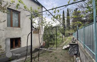 3-bedroom house 360 m² in Krtsanisi Street for $361,000