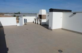 Detached house – Pilar de la Horadada, Alicante, Valencia,  Spain for 205,000 €