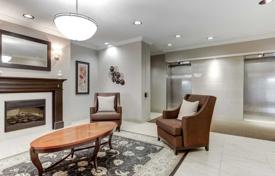 Apartment – Scarlett Road, Toronto, Ontario,  Canada for C$907,000