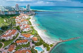 Condo – Fisher Island Drive, Miami Beach, Florida,  USA for $4,500,000