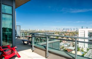 5-bedroom apartment in Queen Street West for C$1,010,000