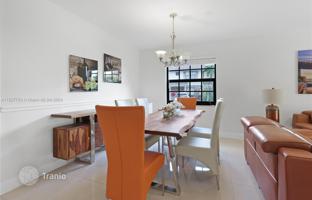 3-bedroom house 141 m² in Pembroke Pines for $473,000