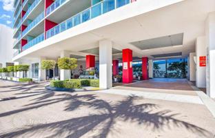 2-bedroom apartments in condo 95 m² in Hallandale Beach for $528,000