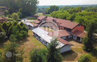 15-bedroom villa in Agrate Conturbia. Price on request