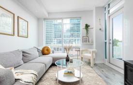 Apartment – Fleet Street, Old Toronto, Toronto,  Ontario,   Canada for C$832,000