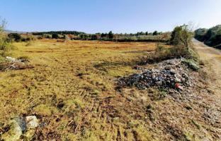Land plot 7,100 m² in Rovinj for 200,000 €