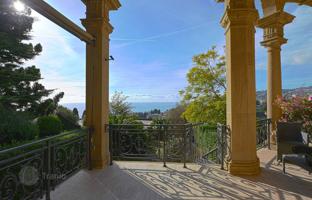 2-bedroom apartment 144 m² in Liguria for 495,000 €