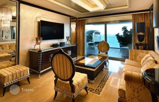 2-bedroom apartment 168 m² in Neapolis for 3,000,000 €