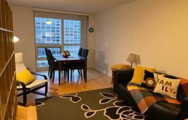 Apartment – Bay Street, Old Toronto, Toronto,  Ontario,   Canada for C$1,067,000
