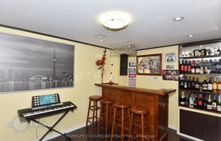 9-bedroom house in Scarborough for C$1,177,000