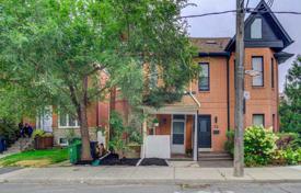 Terraced house – Old Toronto, Toronto, Ontario,  Canada for C$1,289,000