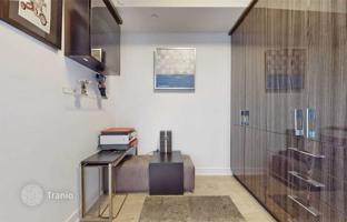 5-bedroom apartment in Wellesley Street East for C$893,000