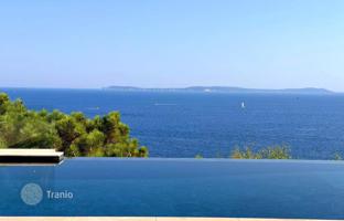 4-bedroom villa in Rayol-Canadel-sur-Mer for 3,250,000 €