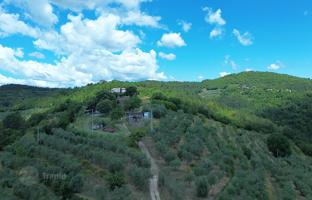 Land plot 2,473 m² in Motovun for 400,000 €