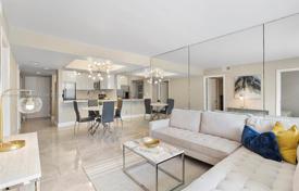 Condo – West End, Miami, Florida,  USA for $299,000