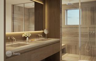 4-bedroom apartment 200 m² in Porto (city) for 1,590,000 €