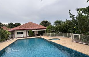 3-bedroom villa 192 m² in Pattaya for $268,000