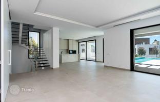 4-bedroom villa 730 m² in Marbella for 4,200,000 €