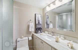 5-bedroom apartment in Etobicoke for C$815,000