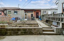 Terraced house – York, Toronto, Ontario,  Canada for C$1,259,000