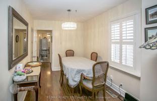 10-bedroom house in York for C$1,276,000