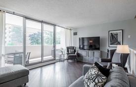 Apartment – Scarlett Road, Toronto, Ontario,  Canada for C$830,000