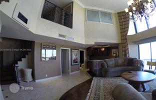3-bedroom apartments in condo 225 m² in Miami for $899,000